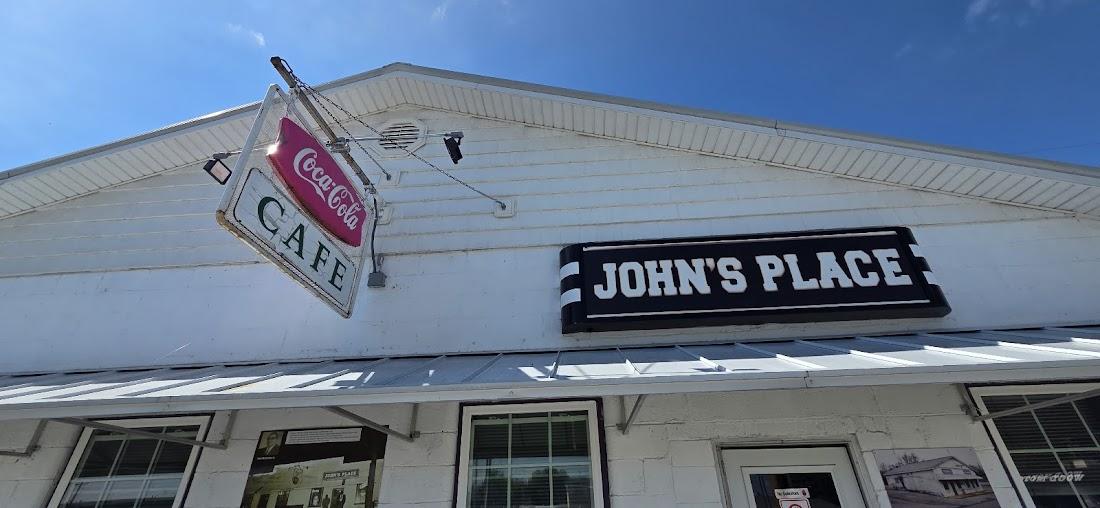 John's Place Gallery Image 6